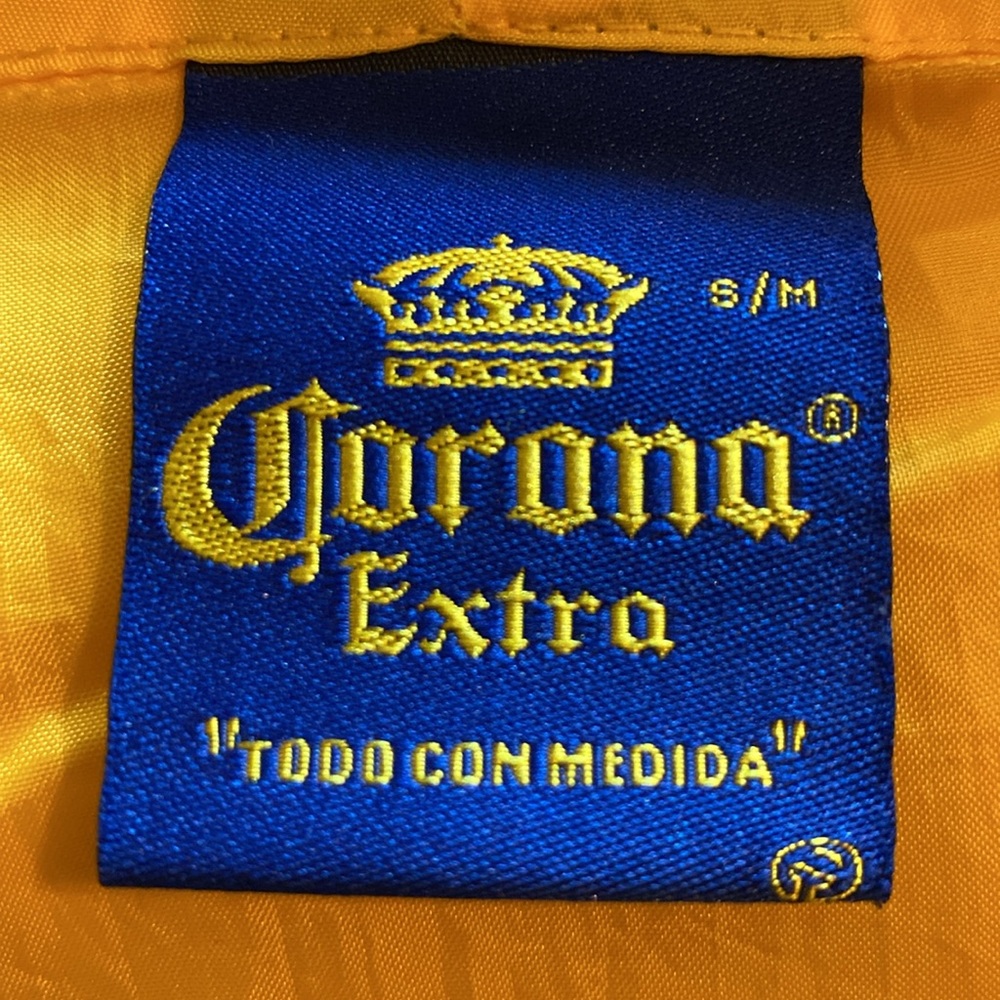 Corona jacket - Picture 3 of 5
